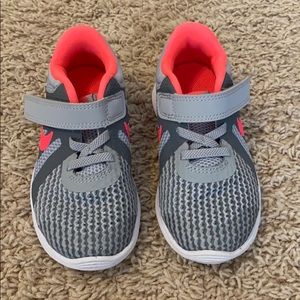 Nike Toddler Revolution 4 Sneakers